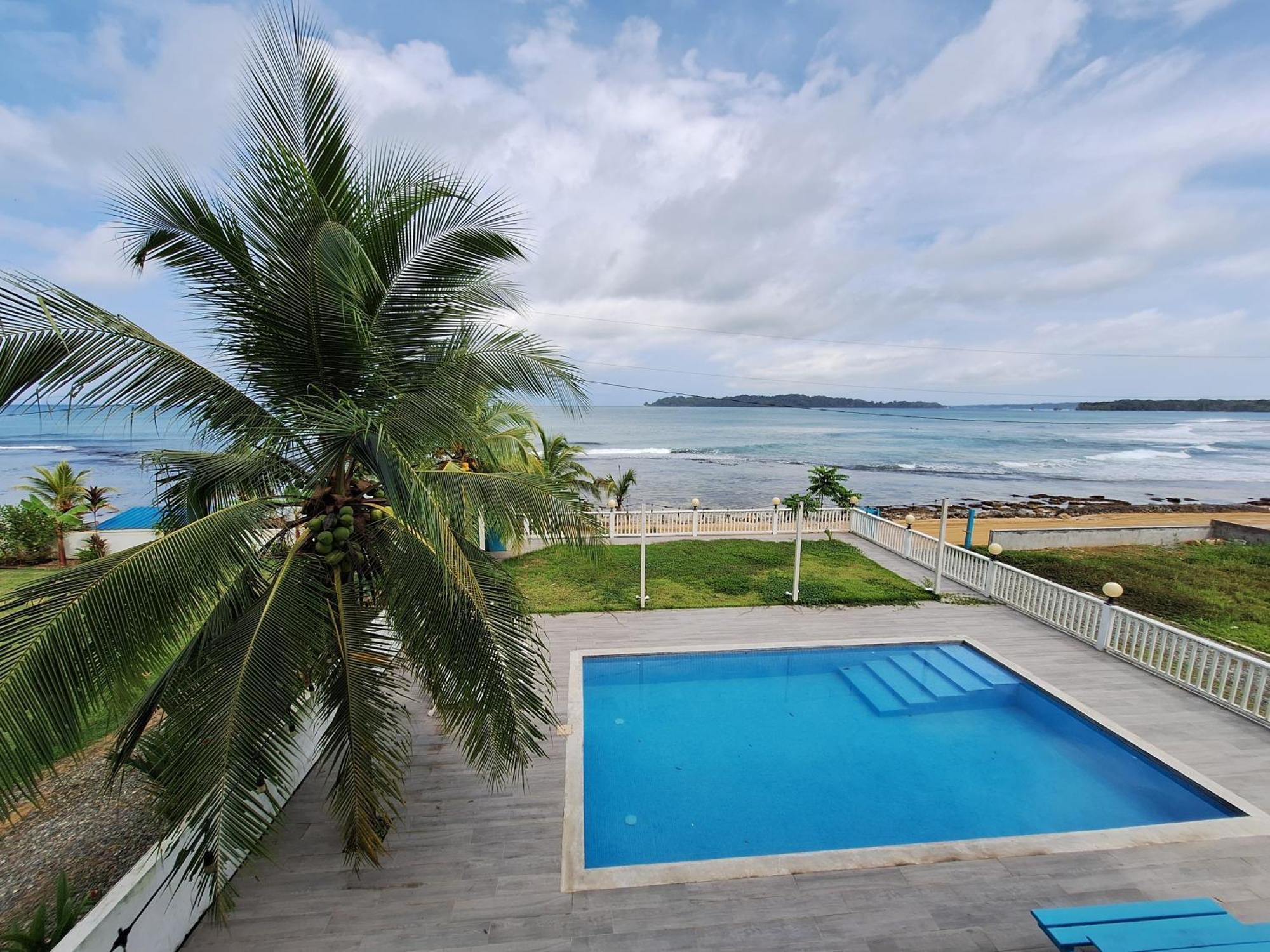 Paunch Beach Retreat Bocas Town Kültér fotó